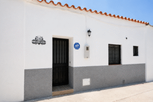 Fachada de La Casita Gergaleña, vivienda turística con encanto en Gérgal, Almería